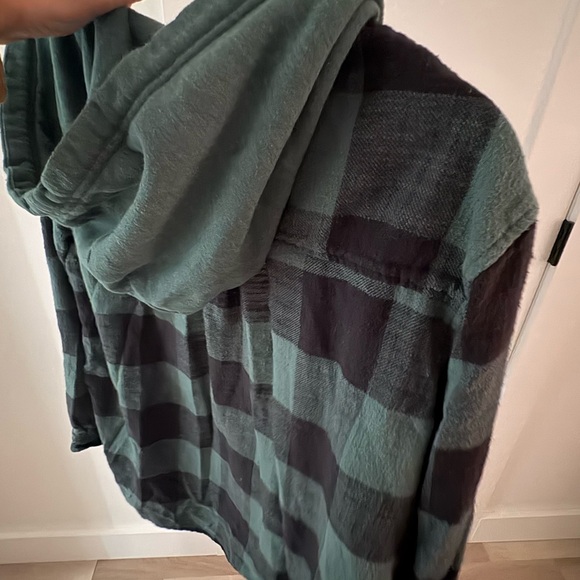 American Eagle Outfitters Green Hooded Shirt - Picture 2 of 6